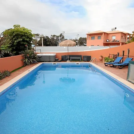 Vila Branca *