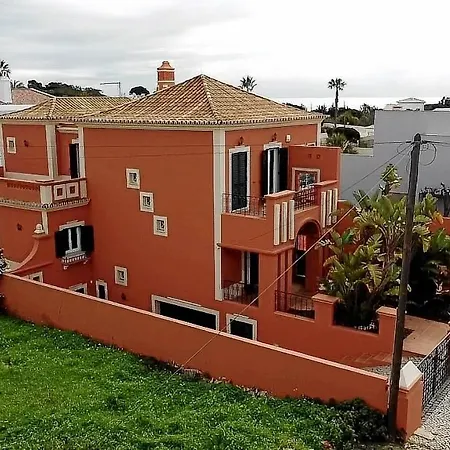 Vila Branca *