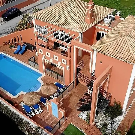 Villa Vila Branca